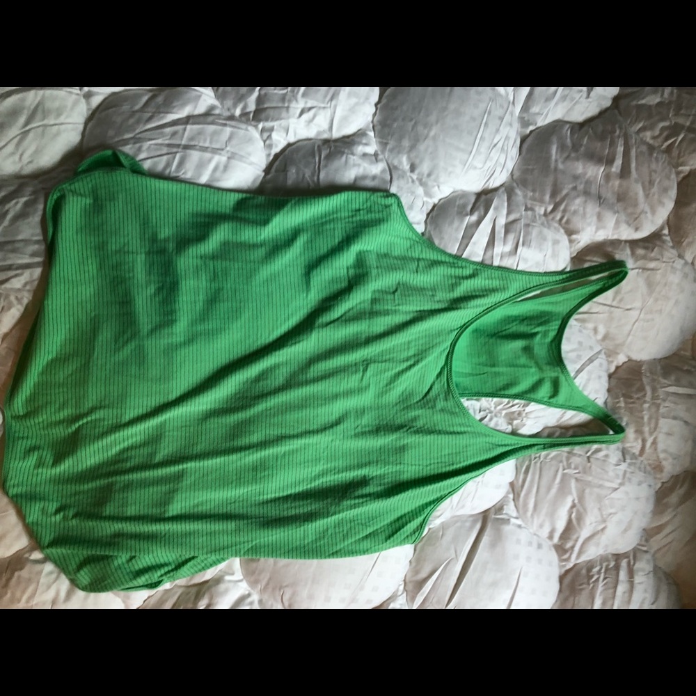 Lululemon 105 singlet